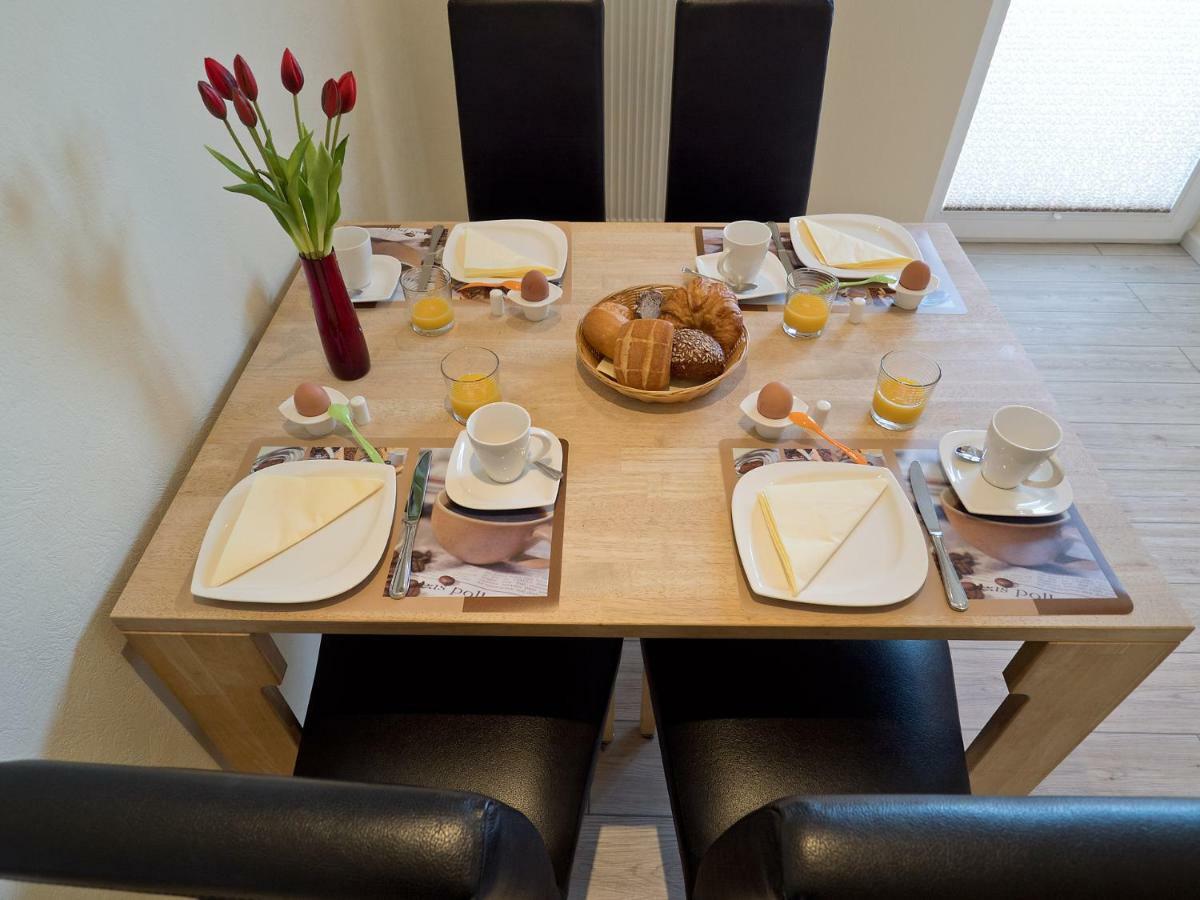 Ferienwohnung Strandstrasse 10, Buesum エクステリア 写真
